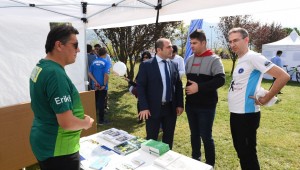 Sporun kalbi Hüdavendigar Park'ta atıyor