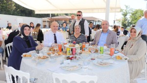 SÜREYYA ÜZMEZ DÜZCE YEMEKLERİNİ TATTI