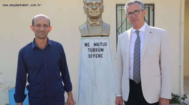 Tahrip edilen Atatürk büstünü Gaziemir Belediyesi yeniledi