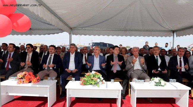 Yaman, okul açılışı yaptı