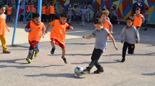 YUNUSEMRE GENÇ YETENEKLERİ KEŞFEDİYOR