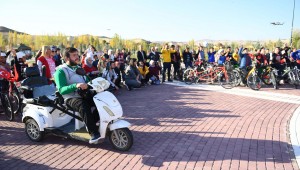 -ANKARA BÜYÜKŞEHİR BELEDİYESİ ÇUBUK AİLE YAŞAM MERKEZİ, 10 KASIM ATATÜRKÜN ÖLÜMÜNÜN 81. YIL DÖNÜMÜNDE FARKINDALIK ETKİNLİĞİ DÜZENLEDİ