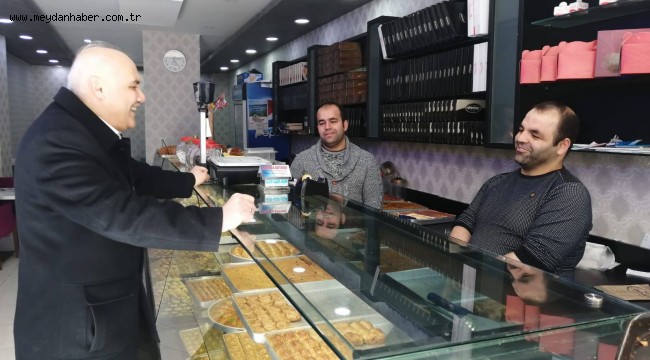 Başkan Acar Sabah'ın Erken Saatlerinde Esnafın Taleplerini Dinledi