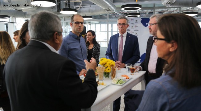 Başkan Arda, Ege Serbest Bölgesi'ndeki iş insanlarıyla buluştu