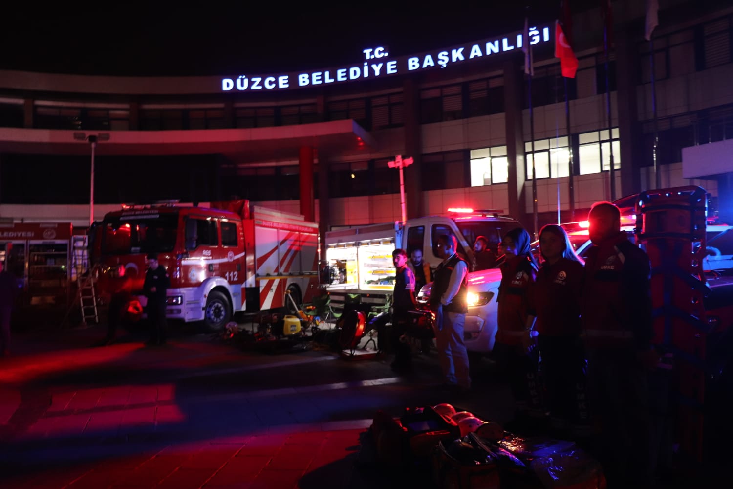 DEPREMİN 20. YILI DUALARLA ANILDI