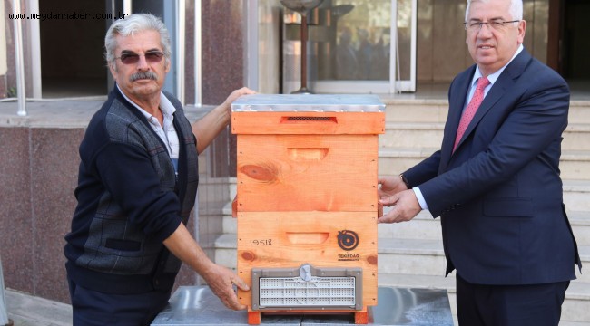 Ergene'de ki Arı Üreticilerine Kovanları Teslim Edildi