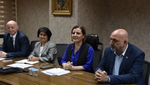 HÜRRİYET, YENİ BAŞKAN YARDIMCILARI VE MÜDÜRLERLE BİRARAYA GELDİ 