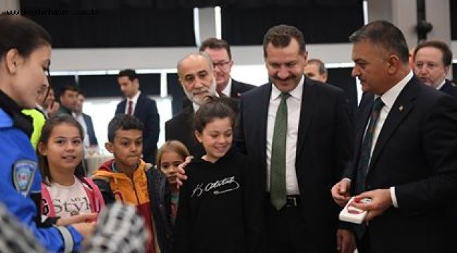 İLKOKUL ÖĞRENCİLERİNDE TRAFİK BİLİNCİ OLUŞTURULUYOR