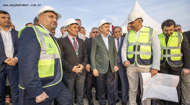 İzmir'de tarihi açılış