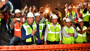 İzmir Narlıdere Metrosu'nda iki istasyon birleşti