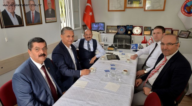 Kızıltoprak'ta buluştular