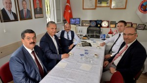 Kızıltoprak'ta buluştular