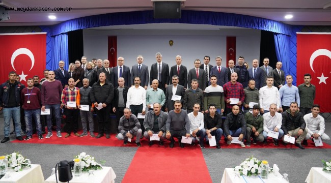 KOSGEB Uuygulamalı girişimcilik eğitimi sertifika töreni Foça'da Yapıldı