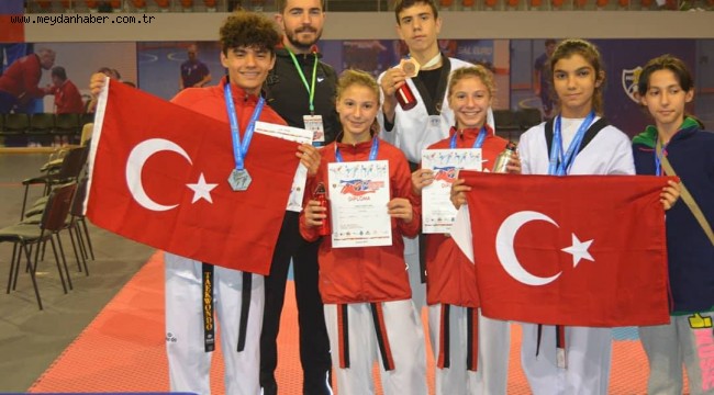 MALKARA TAEKWONDO SPOR KULÜBÜ SPORCULARI BİR BAŞARIYA DAHA İMZA ATTI