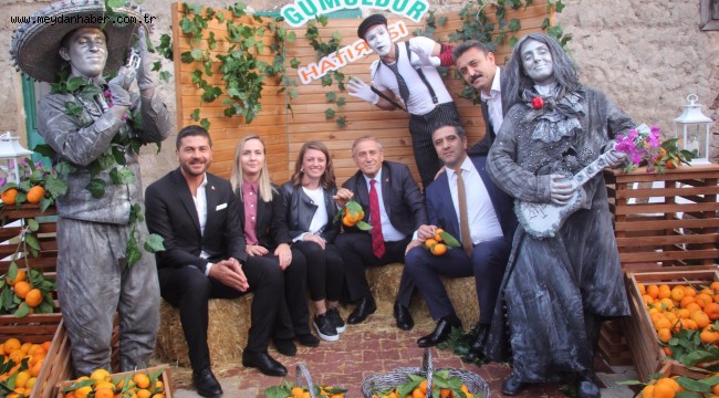 Mandalinanın Cennetinde Coşkulu Festival