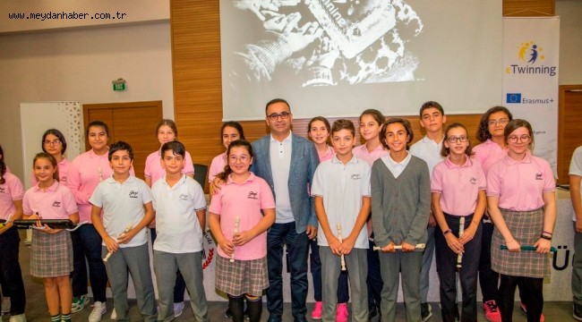 Milli Eğitim Bakanlığından İzmir'deki Okullara Sertifika