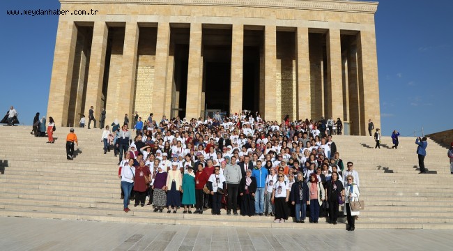Muğlalı Kadınlar Atatürk'ün Huzurunda