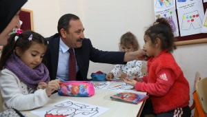 Şehit Seçkin Çil Anaokulu'nu ziyaret eden Başkan Demirel: "DAHA SAĞLIKLI NESİLLER İÇİN ÇALIŞIYORUZ"
