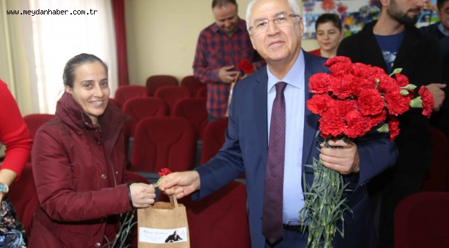 Selvitopu öğretmenleri unutmadı!