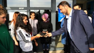 Uşak Belediyesi Geleceğe Yapılan Yatırıma Destek Oldu