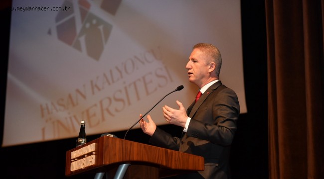 Vali Gül,"Halk sağlığı hem Türkiye'nin hem dünyanın önemli meselelerinden"