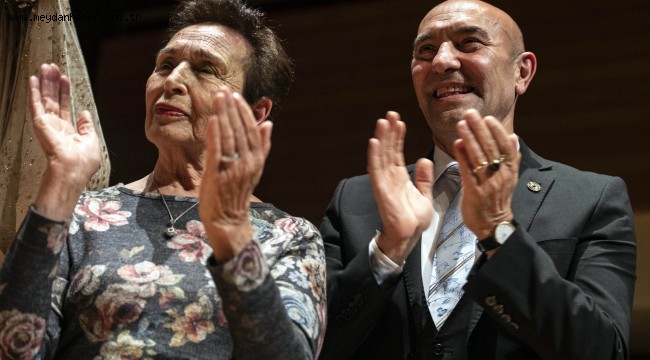 Akdeniz'in Zeytin Şarkıları İzmir'de yankılandı