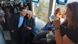 "Aksu tramvayında bir Başkan!"