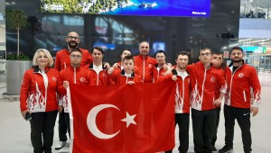 Altın çocuklardan tarihi başarı