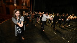 ANKARA BÜYÜKŞEHİR BELEDİYESİ SANATÇI GENÇLER YETİŞTİRİYOR