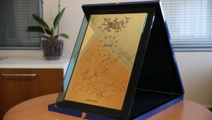 Avrupa'dan Karşıyaka'ya "Şeref Plaketi"