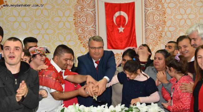 BAŞKAN ÇERÇİ ENGELLİ ÖĞRENCİLER İLE BULUŞTU