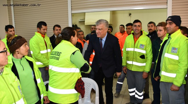 Başkan Engin çalışanların yeni yılını kutladı