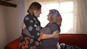 BAŞKAN HÜRRİYET, NERMİN TEYZE VE EVLATLARININ SEVİNÇLERİNİ PAYLAŞTI