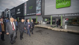 Başkan Soyer Kısıkköy'deki mobilyacıların sorunlarını dinledi