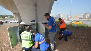 BAŞKAN YAVAŞ'IN BELEDİYE KAYNAKLARININ VERİMLİ KULLANILMASINA YÖNELİK GENELGESİ DOĞRULTUSUNDA GERÇEKLEŞTİRİLEN İHALE İLE 0,54 KURUŞ OLAN ELEKTRİK BİRİM FİYATI 0,47 KURUŞA İNDİ