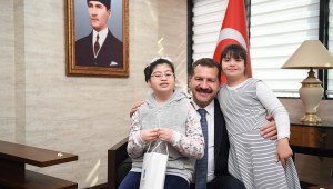 Başkan Yılmaz özel çocukları ağırladı