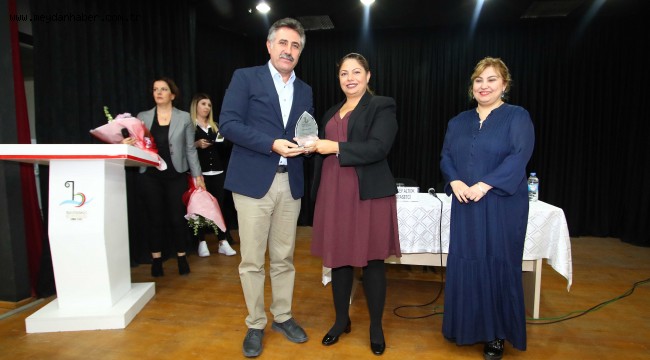 Bayraklı'da 'İnsan Hakları' paneli