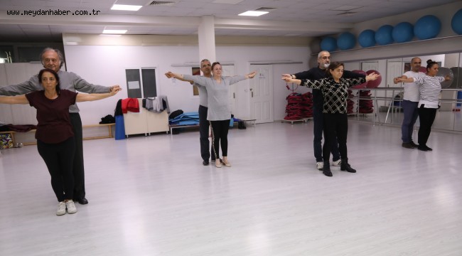 Bayraklı'da Latin rüzgarı