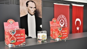 Bornova'da atık pil getiren tarih yolculuğuna çıkıyor