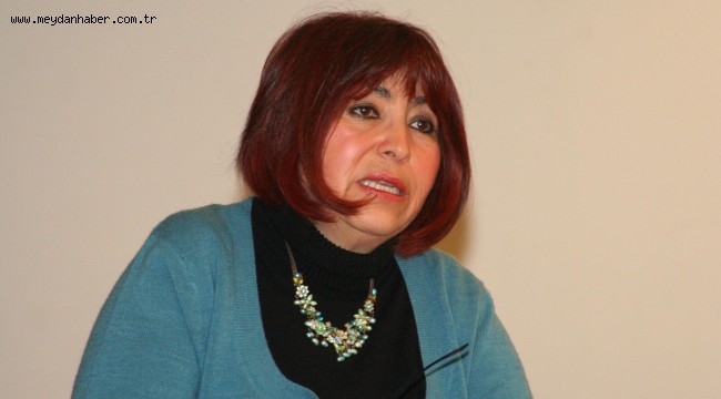 CANAN KÜÇÜKEREN KİTAPLARINI İMZALAYACAK