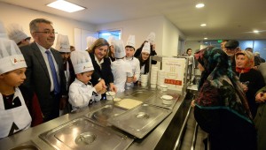 Çorbaya Bir Tuz da Öğrencilerden