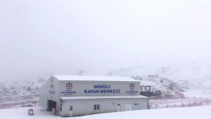 Denizli Kayak Merkezi beyaza büründü