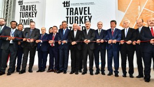 Dünya Travel Turkey ile İzmir'e aktı