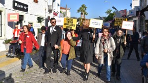 FOÇA'DA ''ENGELLİLER GÜNÜ'' ETKİNLİĞİ