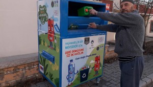 GERİ DÖNÜŞÜMLE HEM EKONOMİYE HEM ÇEVREYE KATKI