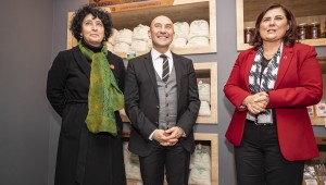 Halk Ege Et'in Aydın dışındaki ilk şubesi İzmir Buca'da açıldı.