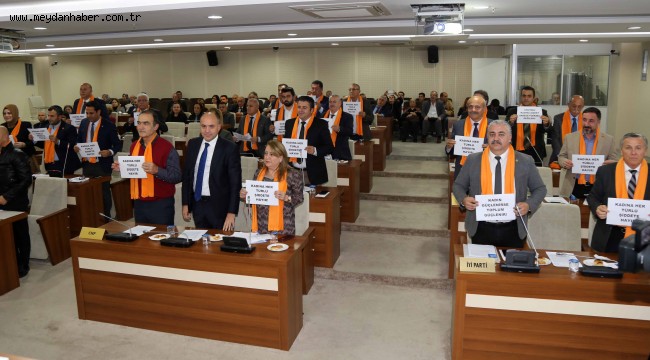 Karabağlar Belediye Meclisi'nden 'turuncu' tepki