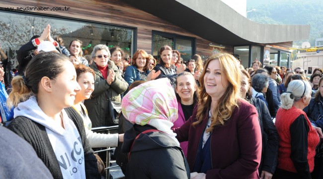 Kendileri Üretiyor, Kendileri Satıyor