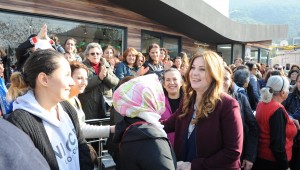 Kendileri Üretiyor, Kendileri Satıyor