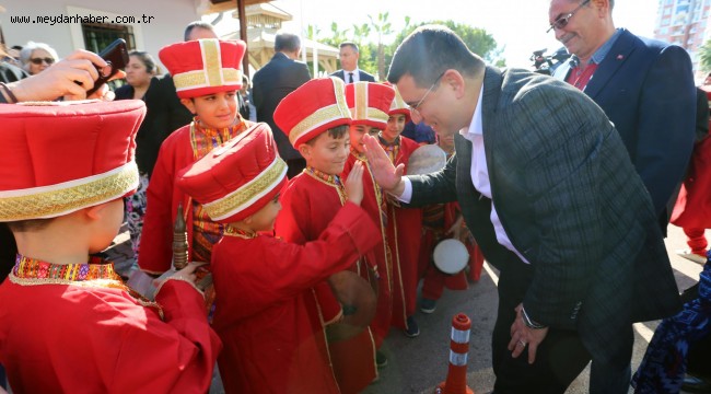 Kepez'in dört bir yanına sevgi atölyesi